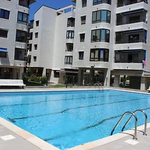 Playa, Con Piscina Y Garaje Apartamento